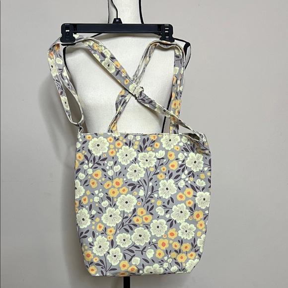 🌻🌼🐝🐥Happy Spring Floral Canvas Crossbody Tote - Gray & Yellow - Picture 3 of 11